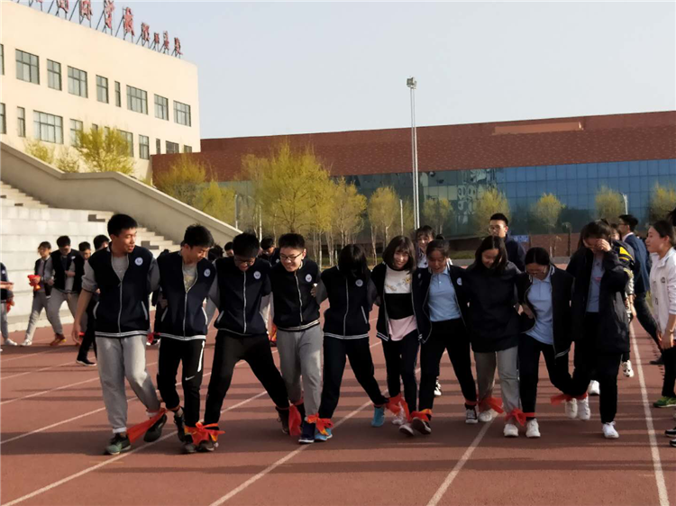 點燃激情，燃燒青春