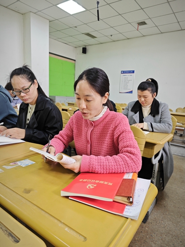 13宣傳委員孟津禹發(fā)言